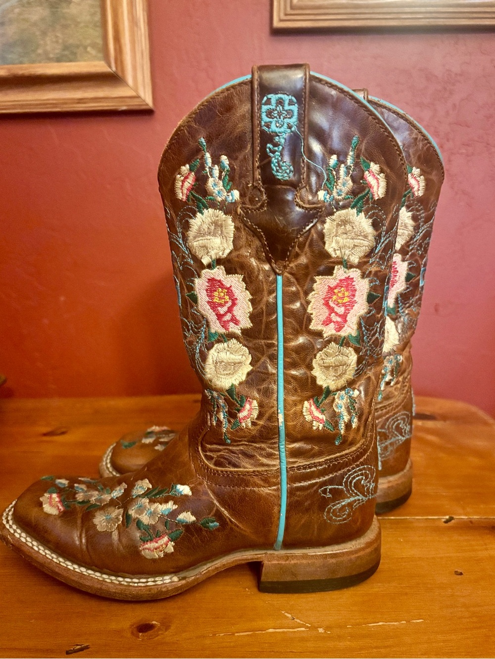 Macie Bean Girls Leather Western Boots with flower/ turquoise Accents